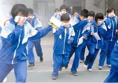 火災(zāi)逃生,人員密集場(chǎng)所火災(zāi)如何逃生
